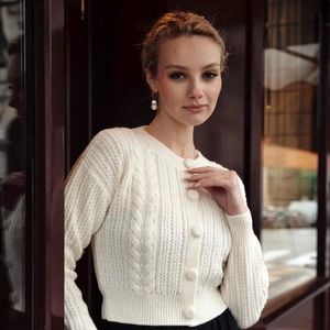 Button down Wool Sweater